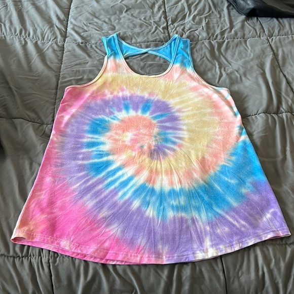 Hendrix Twist Tank -Zyia - Picture 3 of 5